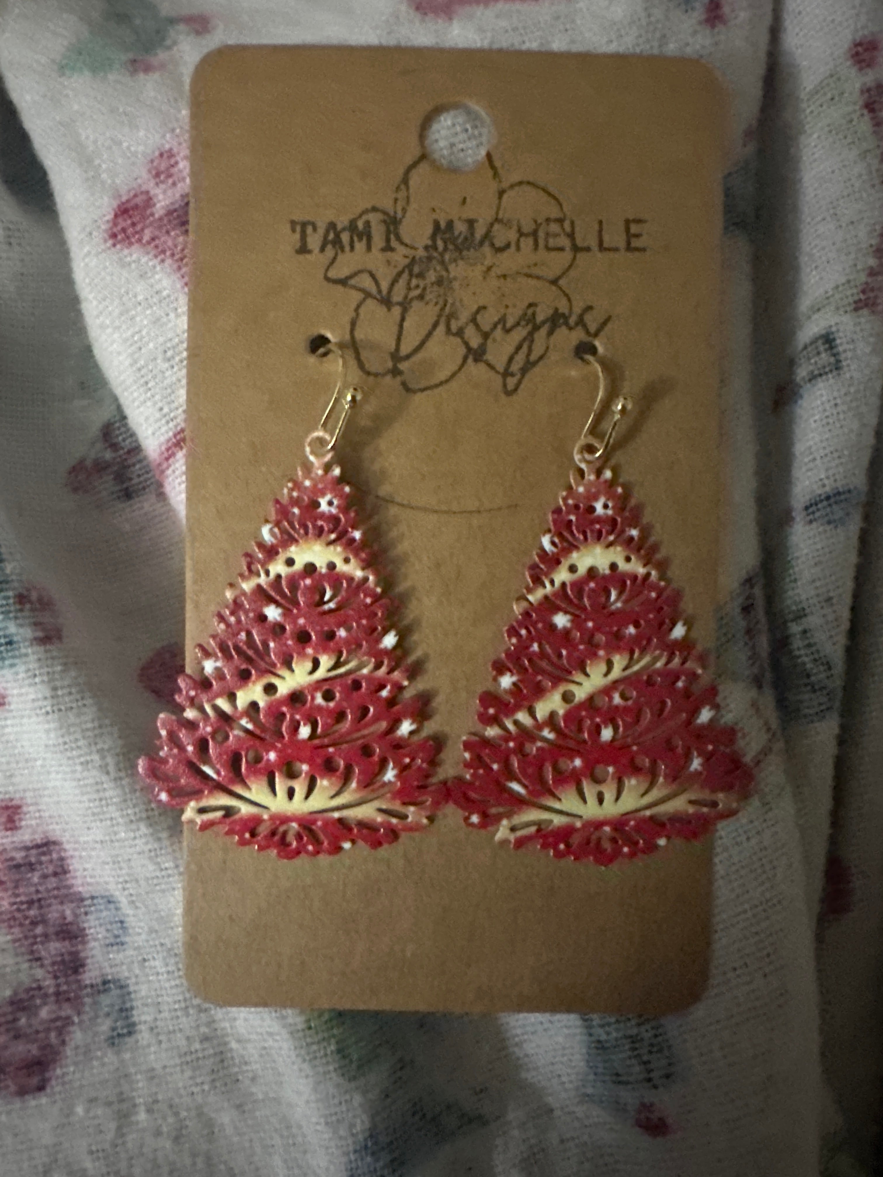 Filigree Christmas Tree earrings
